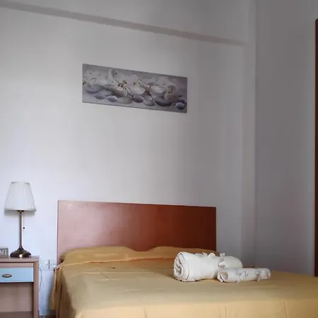 Apartament Penelopi Court *